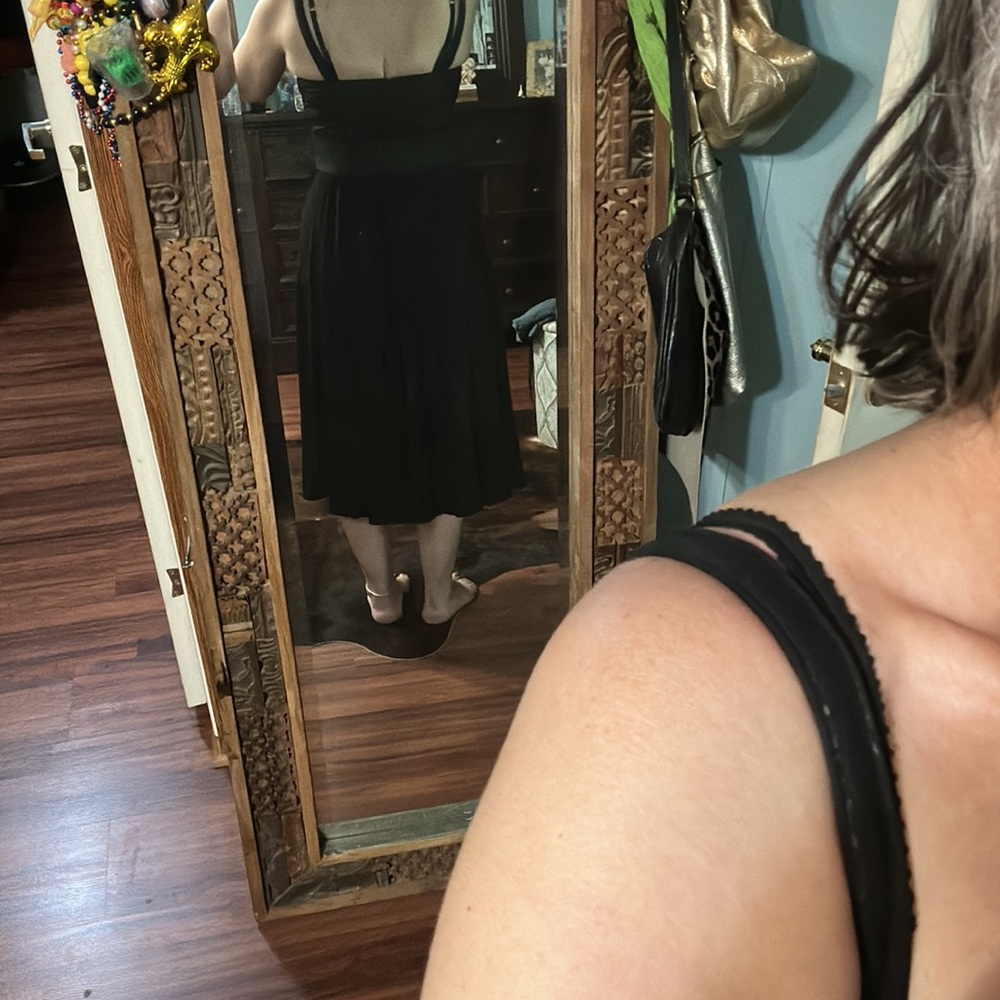 Dress - Picture 2 of 7